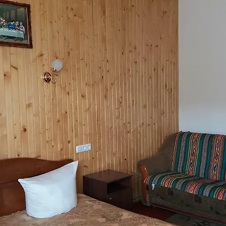 Raduga Karpat Affittacamere *